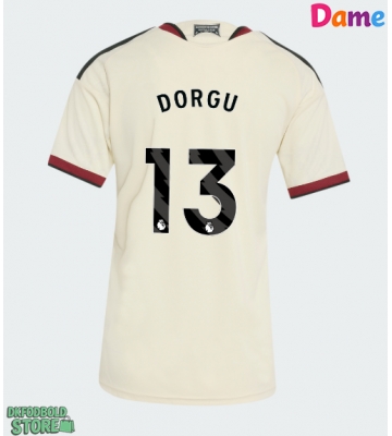 Manchester United Patrick Dorgu #13 Replika Tredjetrøje Dame 2026-27 Kortærmet